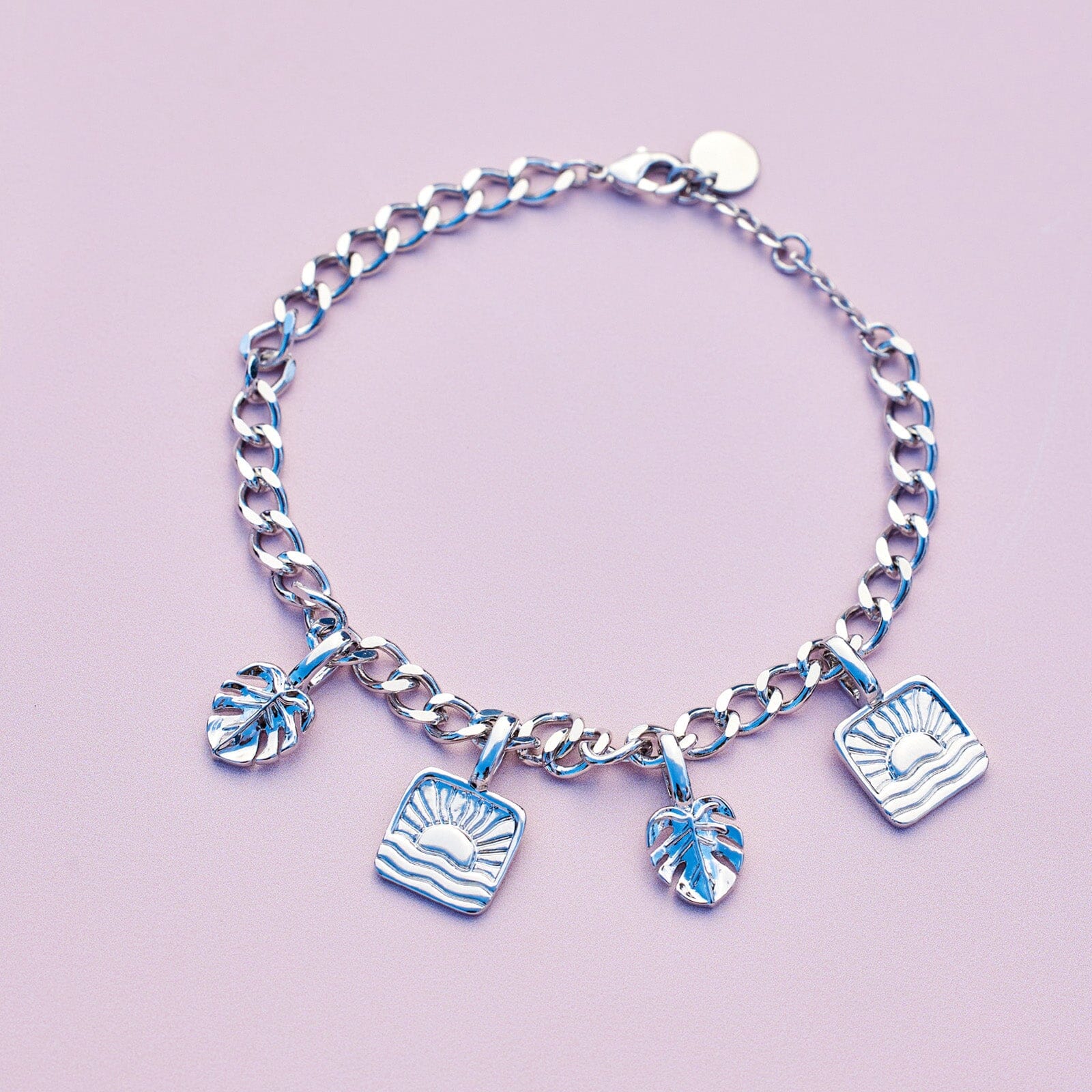 Harper Curb Chain Bracelet - Image 9
